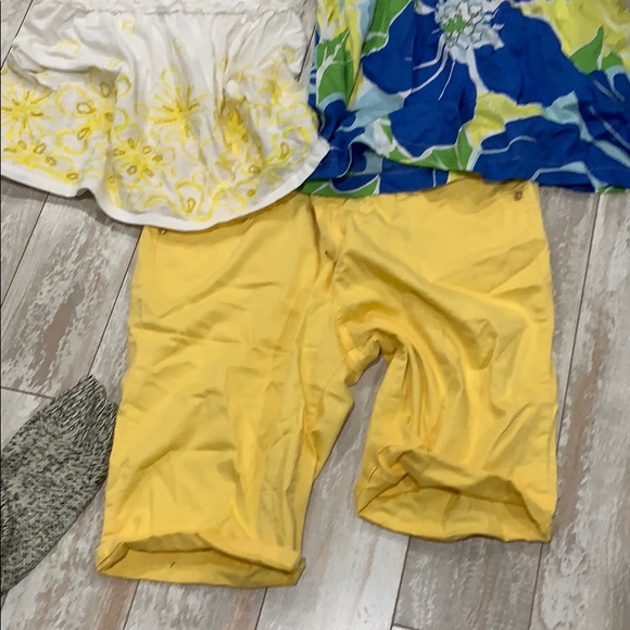 Clothes - Picture 2 of 5